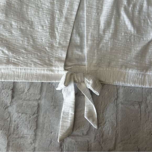 Women’s Tee - Picture 6 of 7